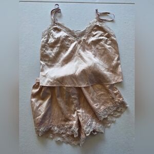 Forever 21 Satin Lace Trim Pajama Set in Pink